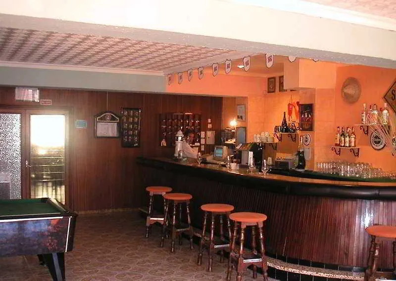 아파트 Hostal Triunfo 엘아레날